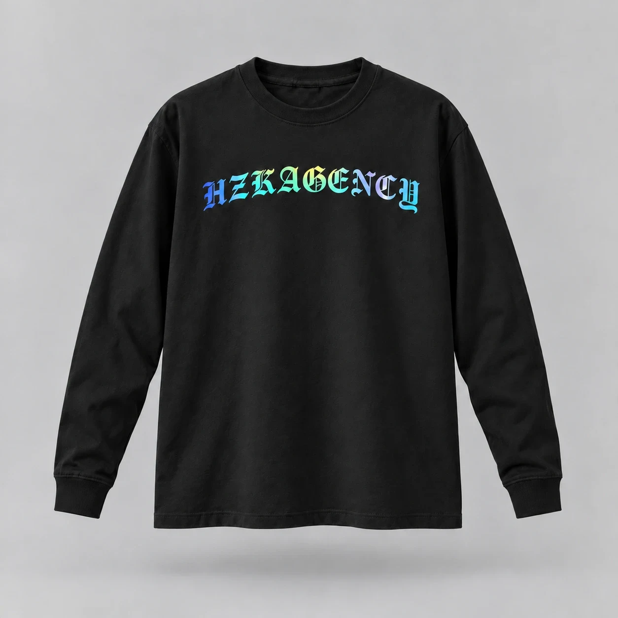 HZK AuroraBLUE / ブラックのTシャツ、前面プリント